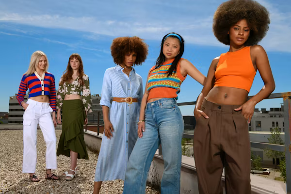 🌍 How Fashion Is Viewed Worldwide Today: Beyond Trends, Toward Identity & Conscious Living